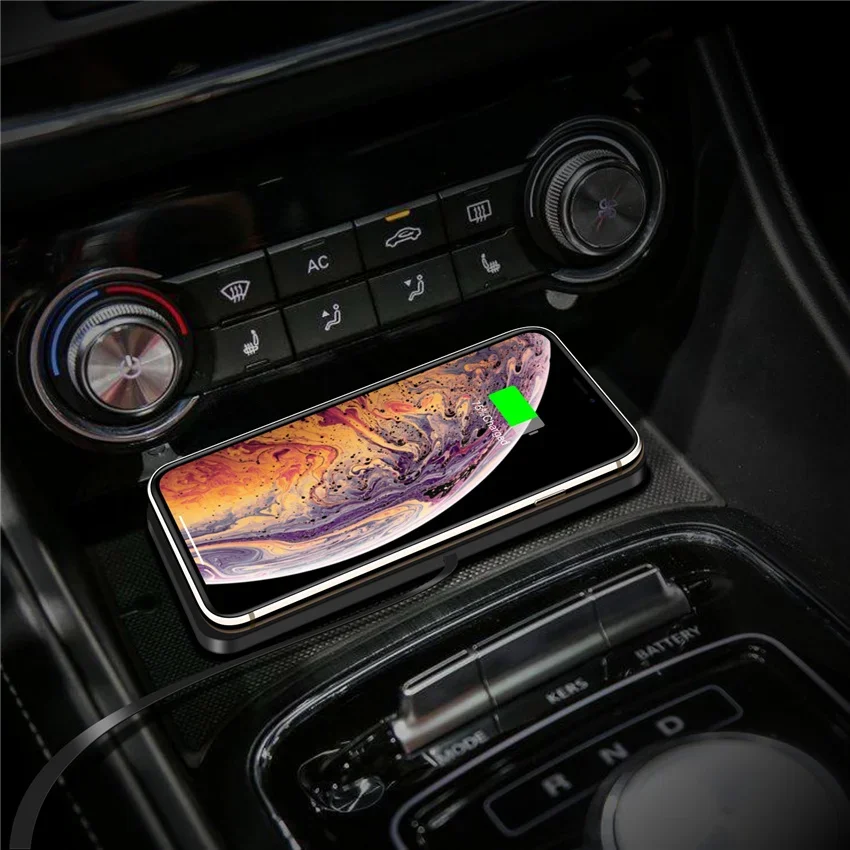 حامل لوحة سيليكون للسيارة ، شا - مراجعة Wireless Car Charger Mount Fast Charging وسعره